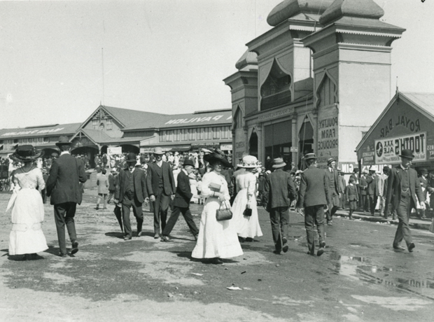 Visitors to the Royal Easter Show